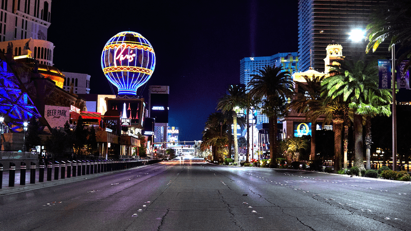 The Strip's Silent Glitz