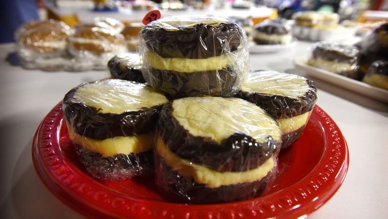 Whoopie Pies: The Handheld Joy Of Amish Country