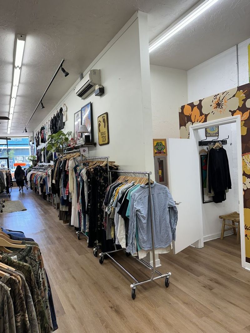 Day to Day Vintage (San Diego)