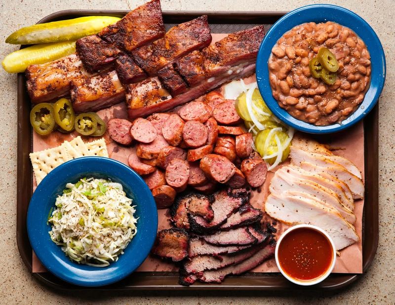 Elgin - The Sausage Stop Everyone Speeds Past