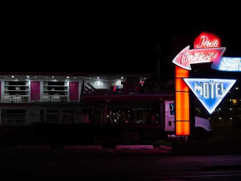 The Wildwoods Neon Motel Safari