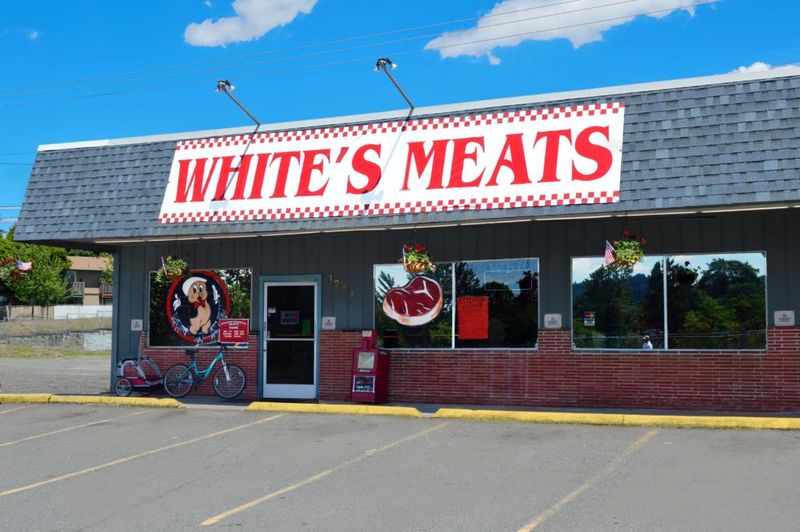 White's Country Meats (Gresham)