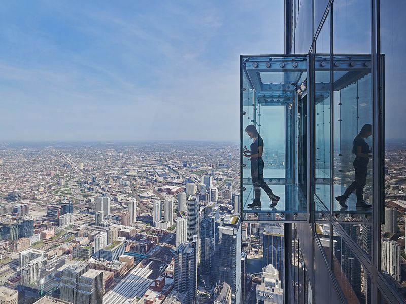 Willis Tower Skydeck Shuffle