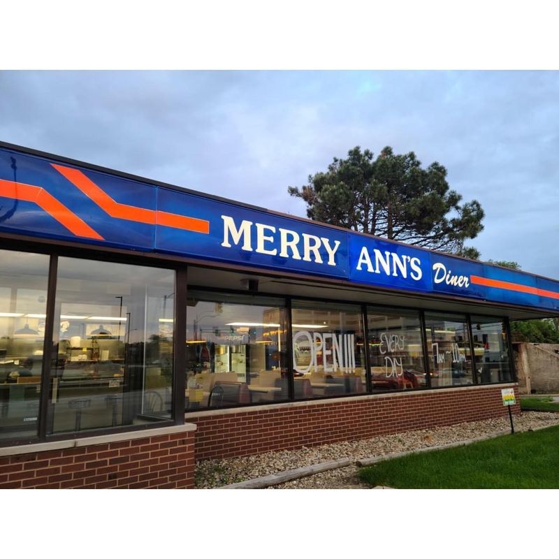 Merry Ann's Diner (Champaign)