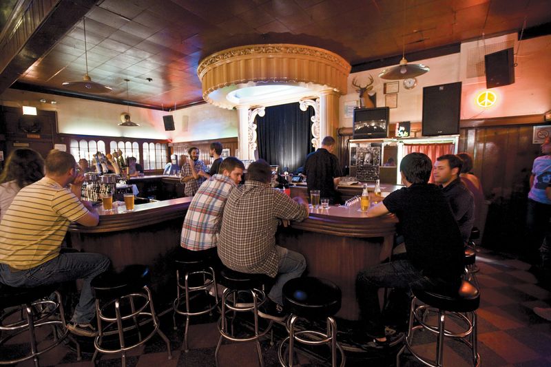 Rainbo Club, Wicker Park