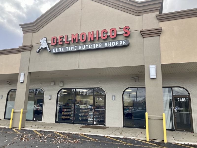 Delmonico’s Market (Waterford)