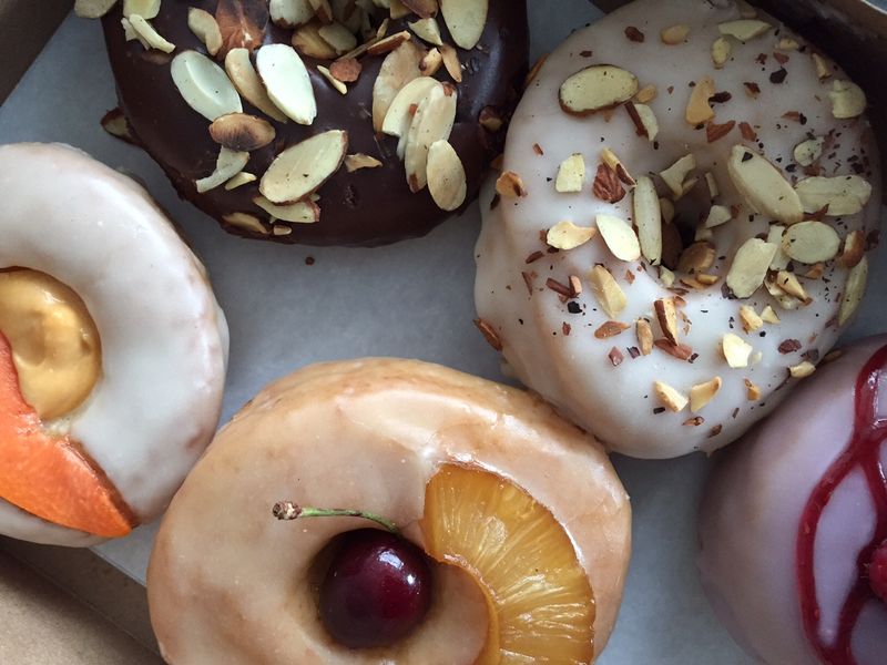 Dun-Well Doughnuts
