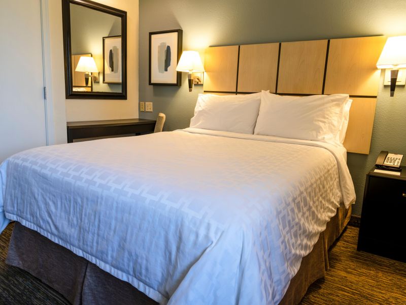 Candlewood Suites East Lansing