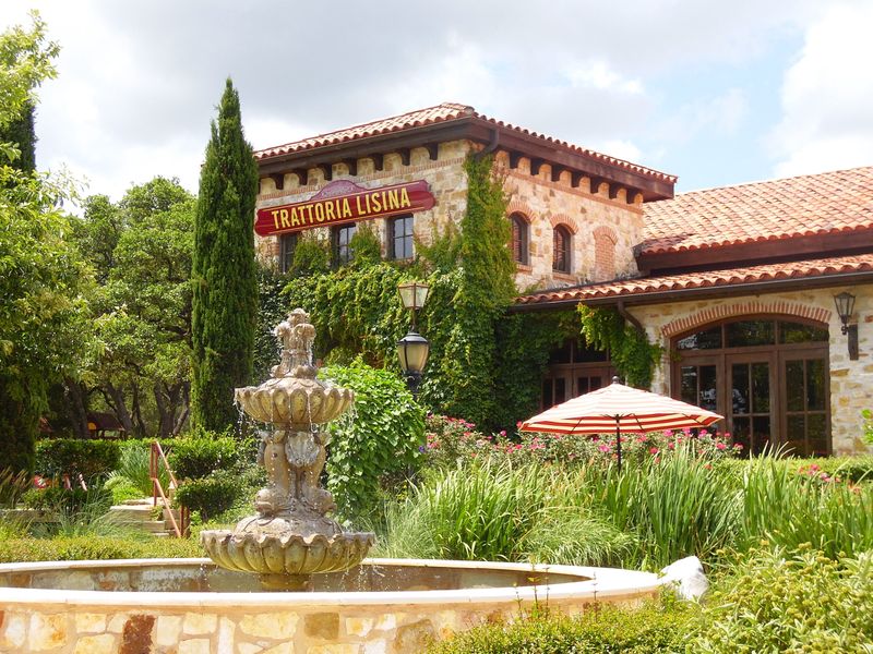 Dining Experience Captures Italian Hospitality