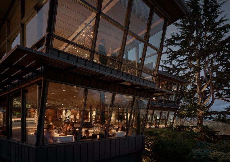 Canlis: Raindrops on Glass, Steak on Plate