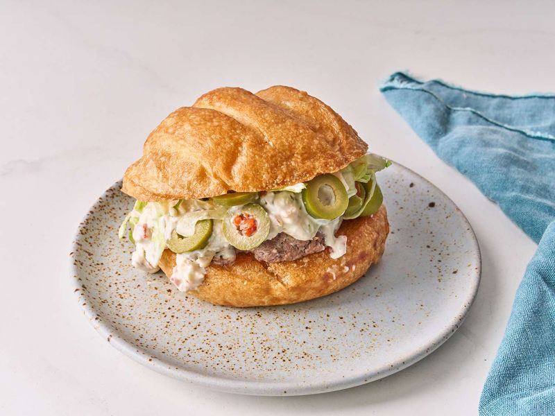 Olive Burger: Green Garnish Revolution