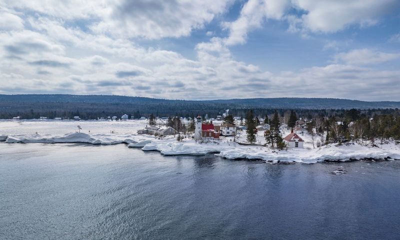 Timing of the First Snow: Upper vs. Lower Peninsula