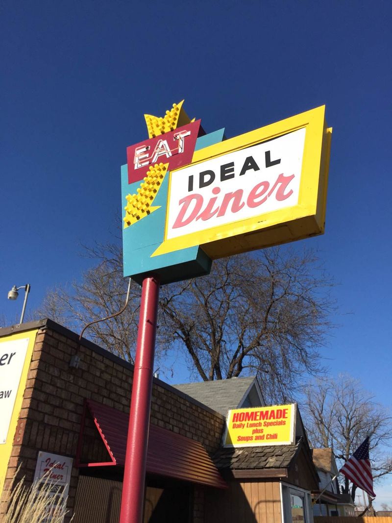 Ideal Diner (Northeast Minneapolis)