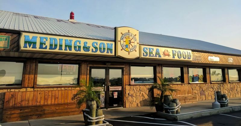 Meding’s Seafood – Milford