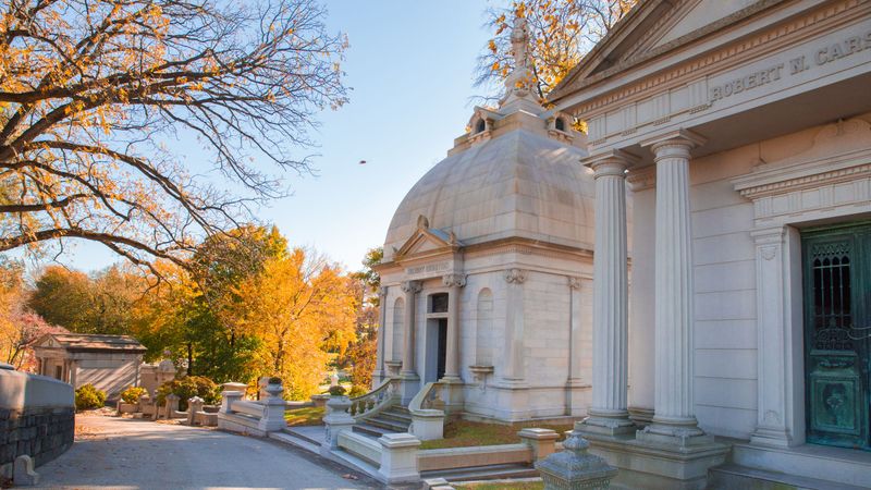 Famous Tourist Cemeteries With Strict Rules
