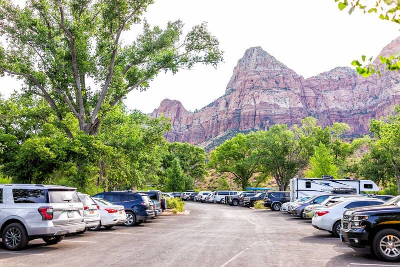 Trailhead parking in Springdale and gateway towns