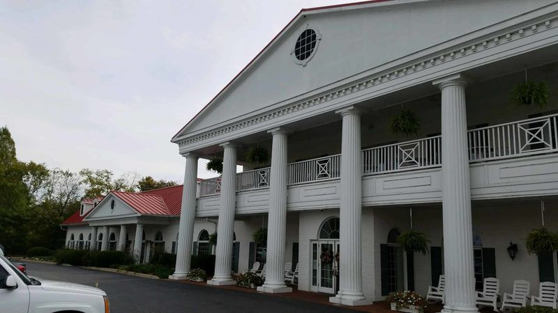 Claudia Sanders Dinner House (Shelbyville)