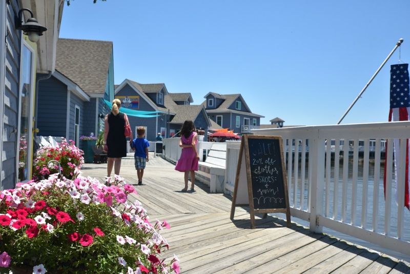 Duck's Small-Town Charm Overwhelmed