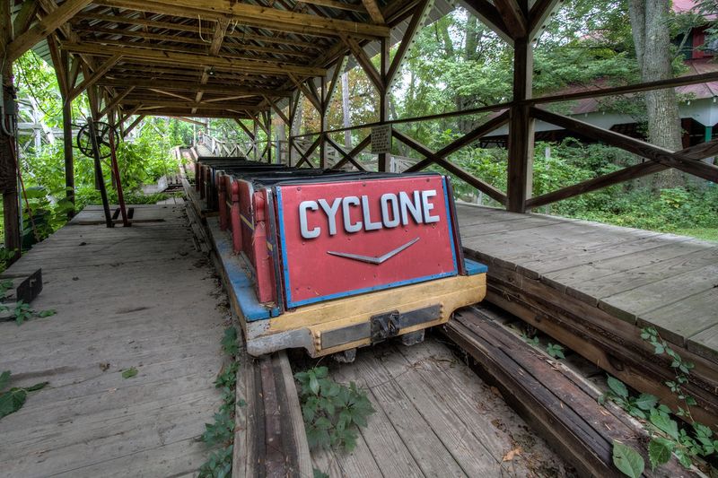 Seasonal Haunted Attractions Keep the Spirit Alive
