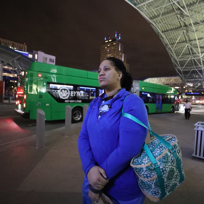 Service Workers Commuting Hours to Jobs in Tourist Areas