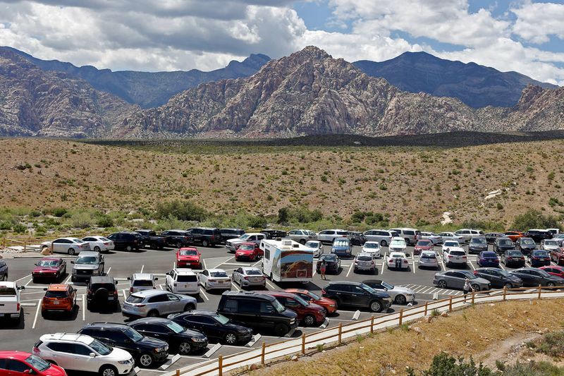 Overcrowding on Red Rock Canyon trails
