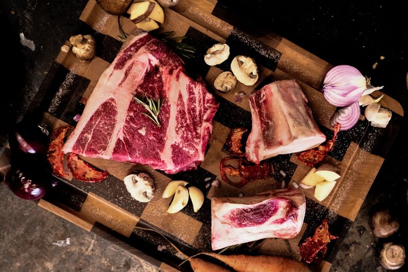 How to plan a meat-focused grocery tour