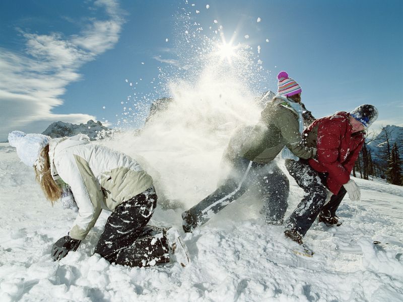 Projectiles in Aspen: snowball rules surprise visitors