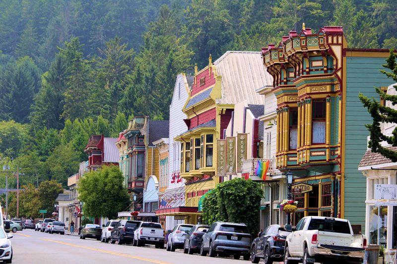 Small Towns and Hidden Gems That Surprise You