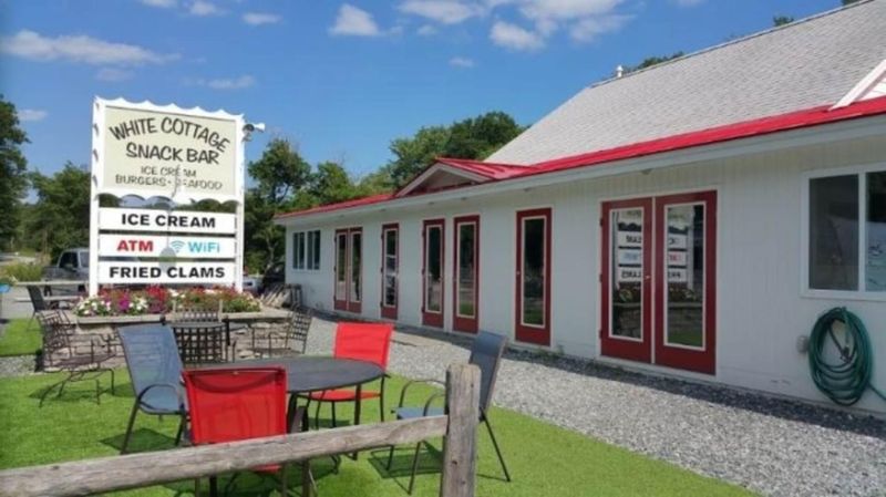 White Cottage Snack Bar, Woodstock