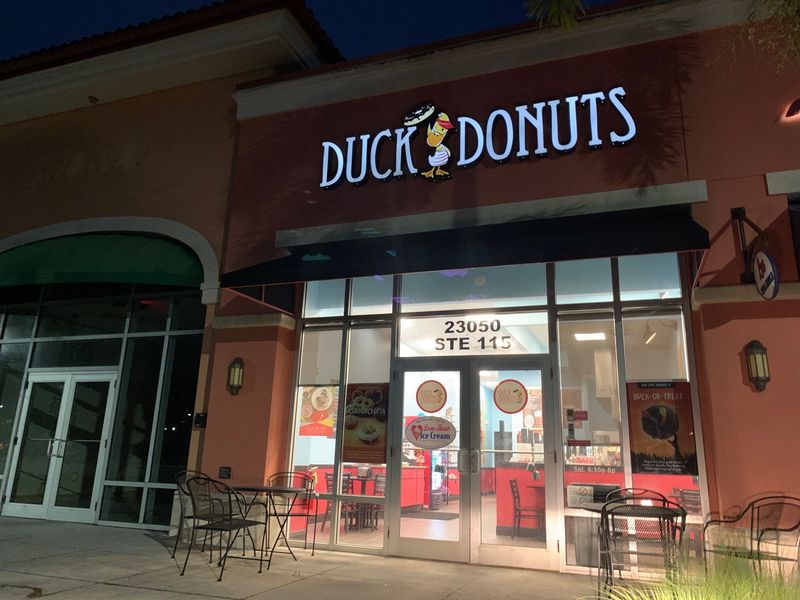 Duck Donuts: Customize Your Gluten-Free Experience