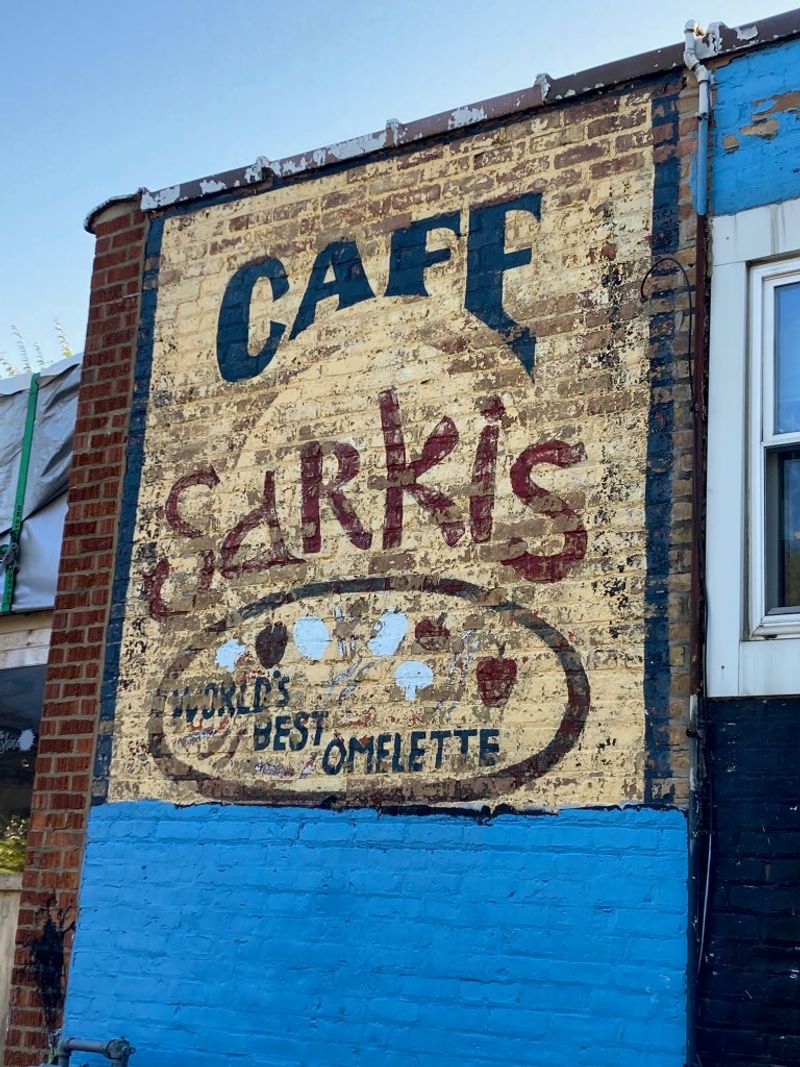 Sarkis Cafe (Evanston)