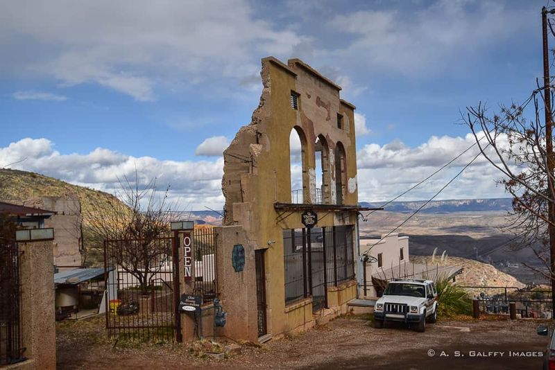 Authentic Ghost Towns