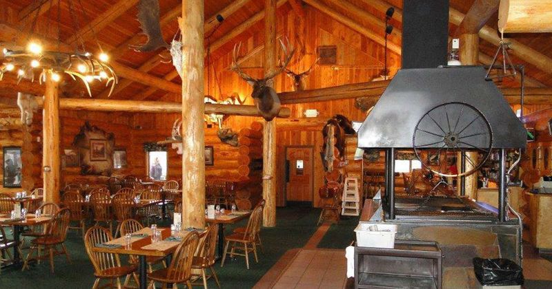 Where Casual Comfort Meets Hearty Food