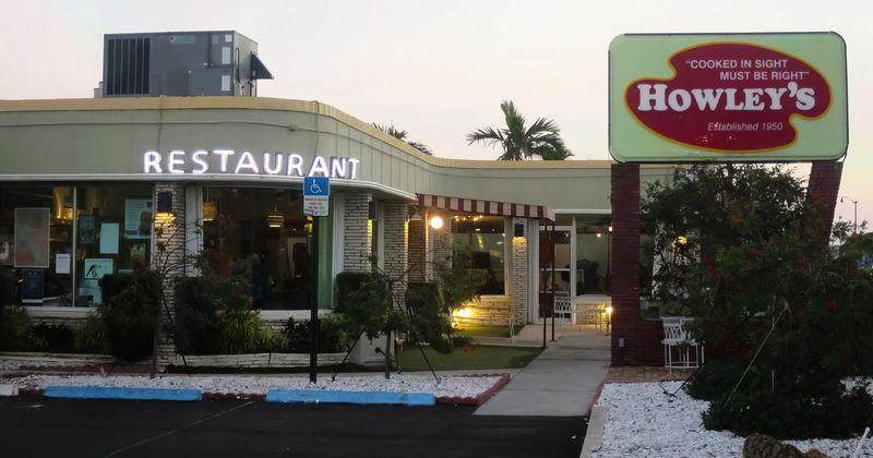 Howley's Restaurant – West Palm Beach