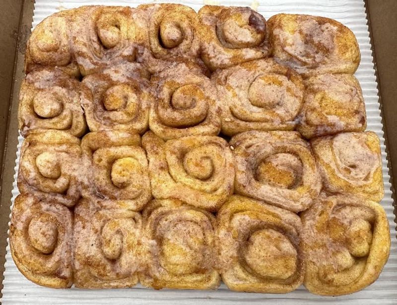 The cinnamon rolls factor: sweet legends