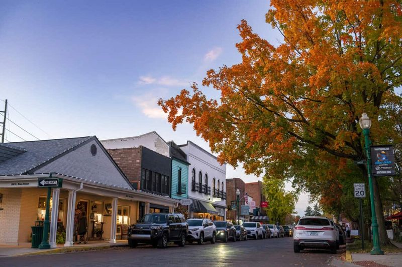 Nearby Attractions in Boone County