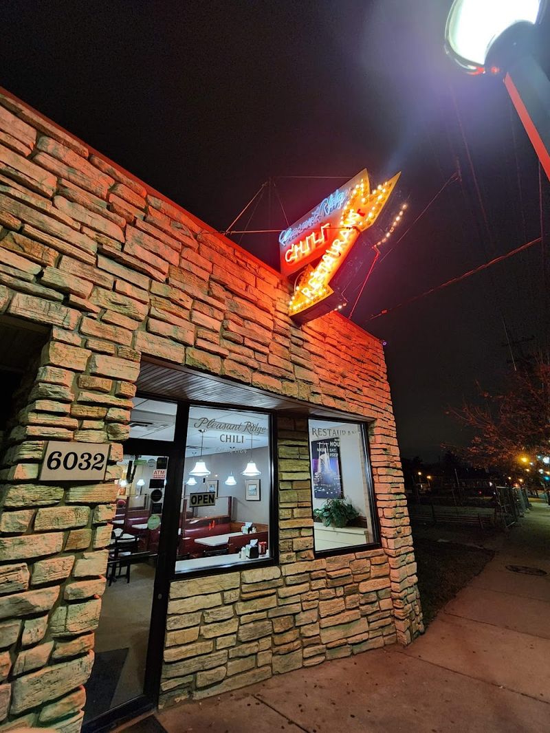 Pleasant Ridge Chili, Cincinnati
