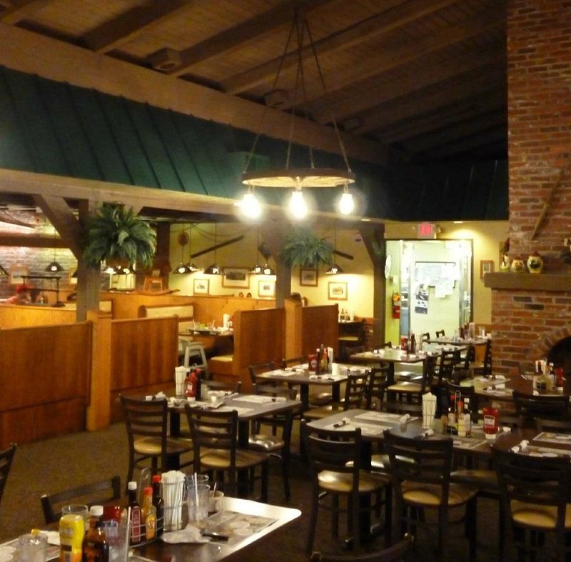 Hoss’s Steak & Sea House