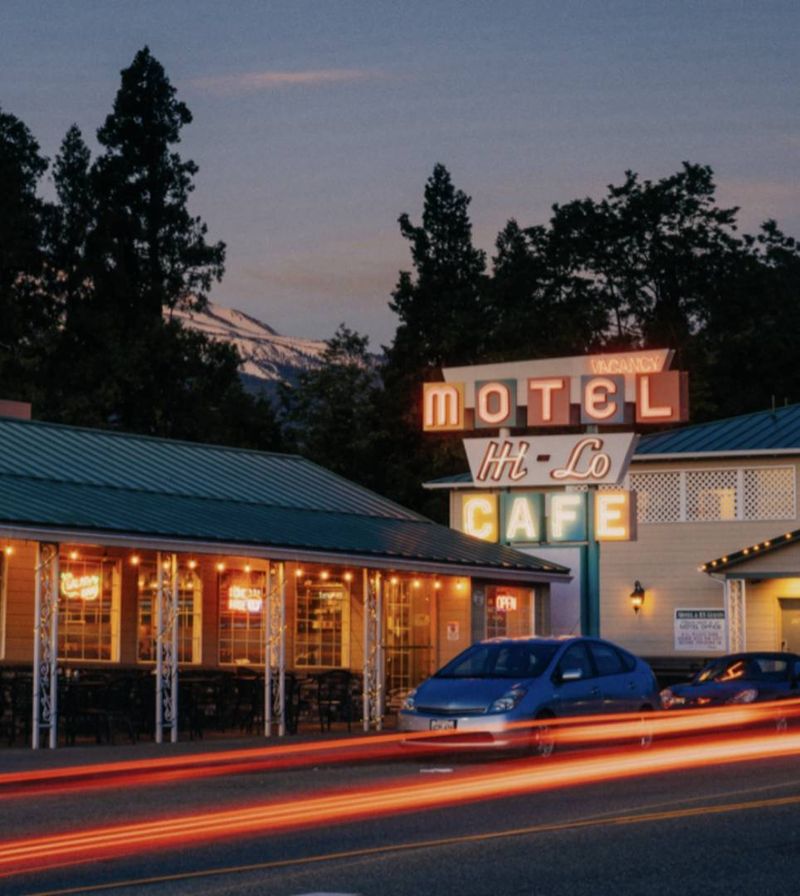 Hi-Lo Café