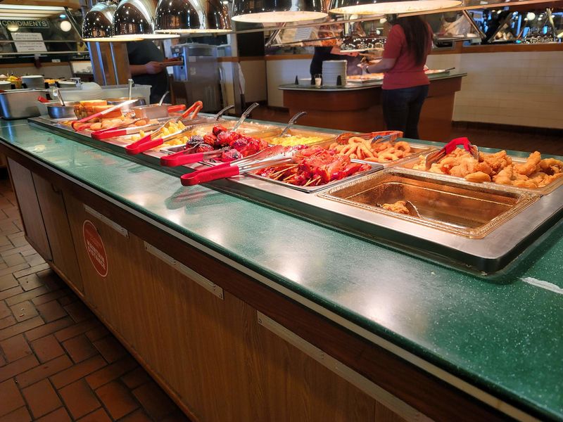 World Buffet & Grill – Lansing, MI