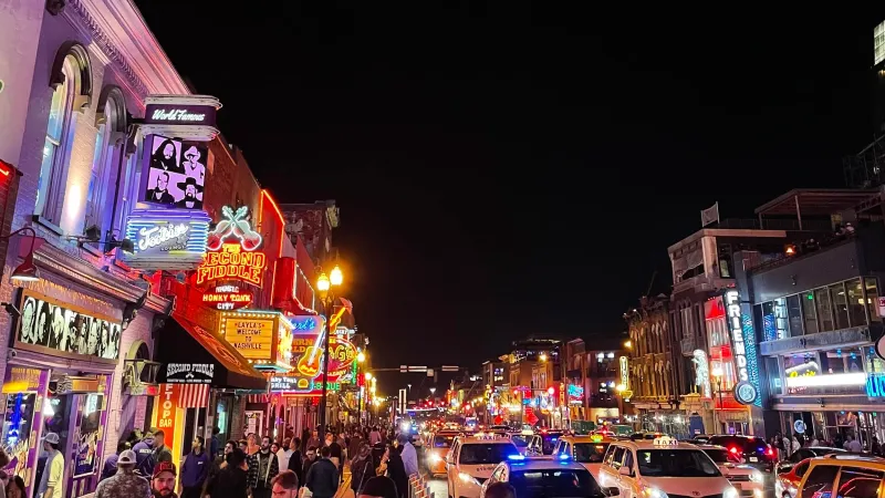 Overcrowded Downtowns
