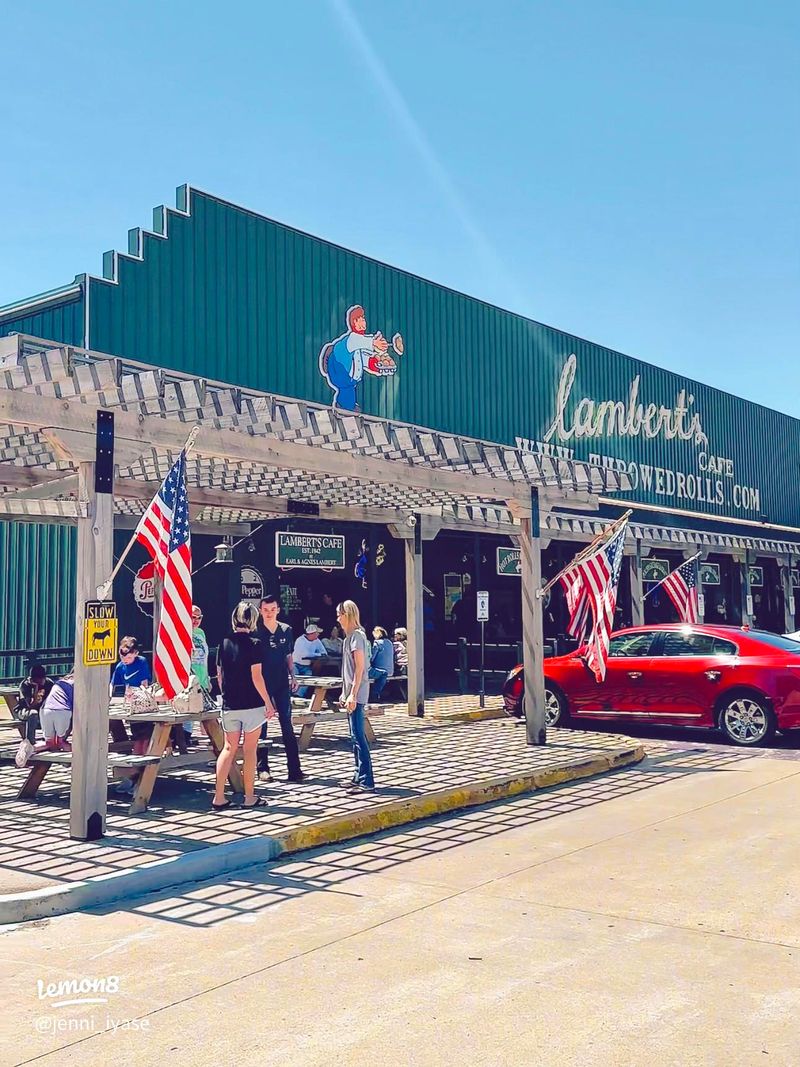 Insider Tips for Your Visit