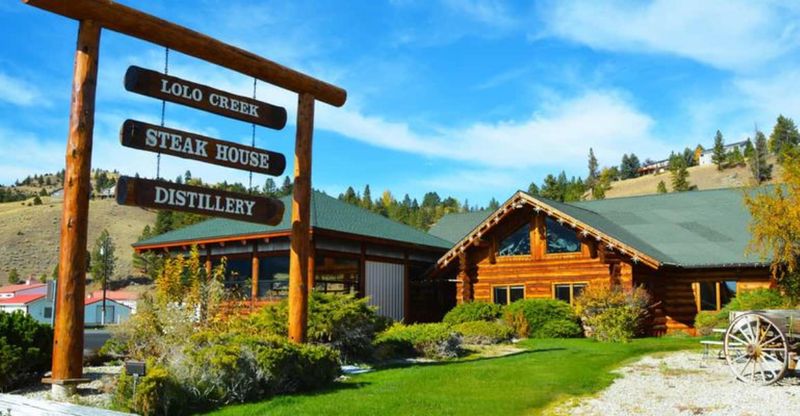 A Log Cabin Welcome That Feels Like Home