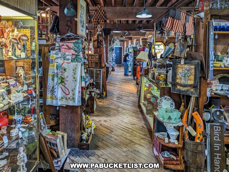 Strasburg Antique Market (Strasburg)