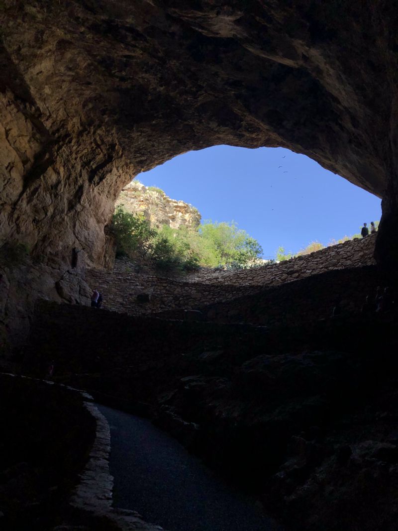 Carlsbad Caverns: Underground Wonder