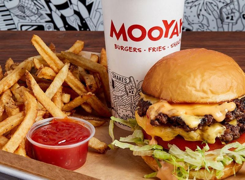 Mooyah Burgers: Texas-Sized Customization