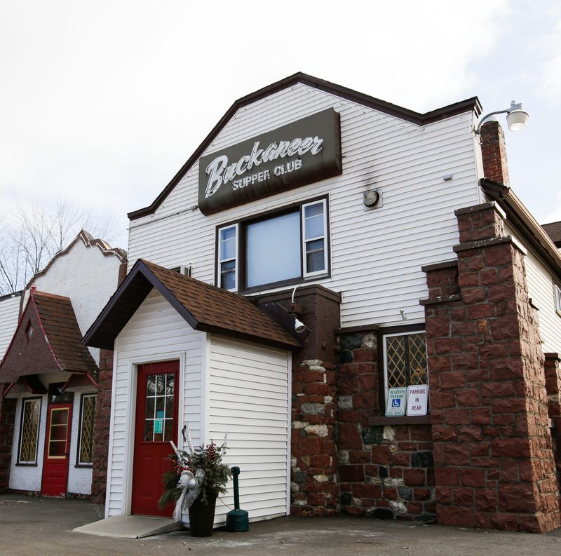 The Buck-A-Neer Supper Club (Rozellville)