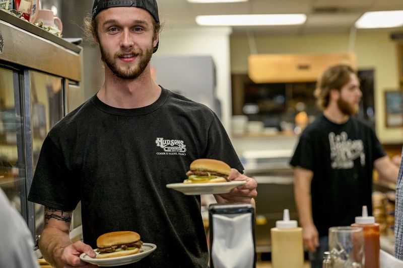 Hudson’s Hamburgers – Coeur d’Alene