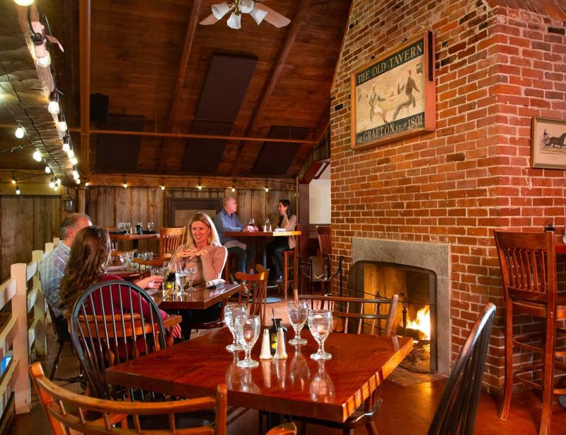 Enjoy the Grafton Inn's Dining Options