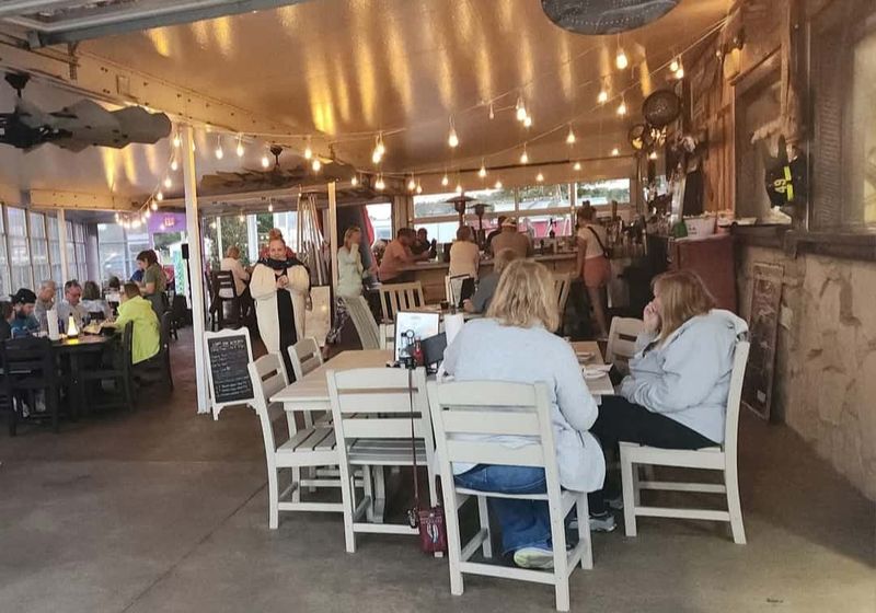 Casual & Family-Friendly Atmosphere